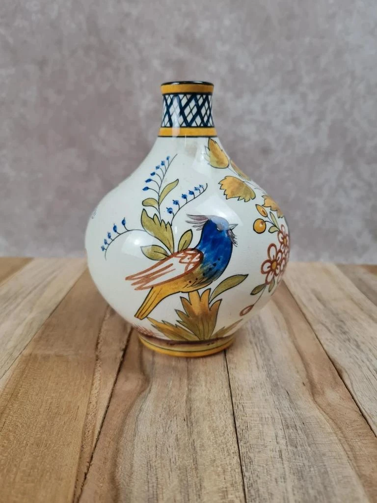 Jarrón antiguo de loza decorada a mano – decoración floral y pájaro – photo 2